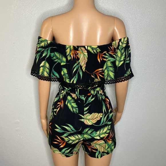 Gilli Green, Black & Orange Off Shoulder Romper - Picture 3 of 8